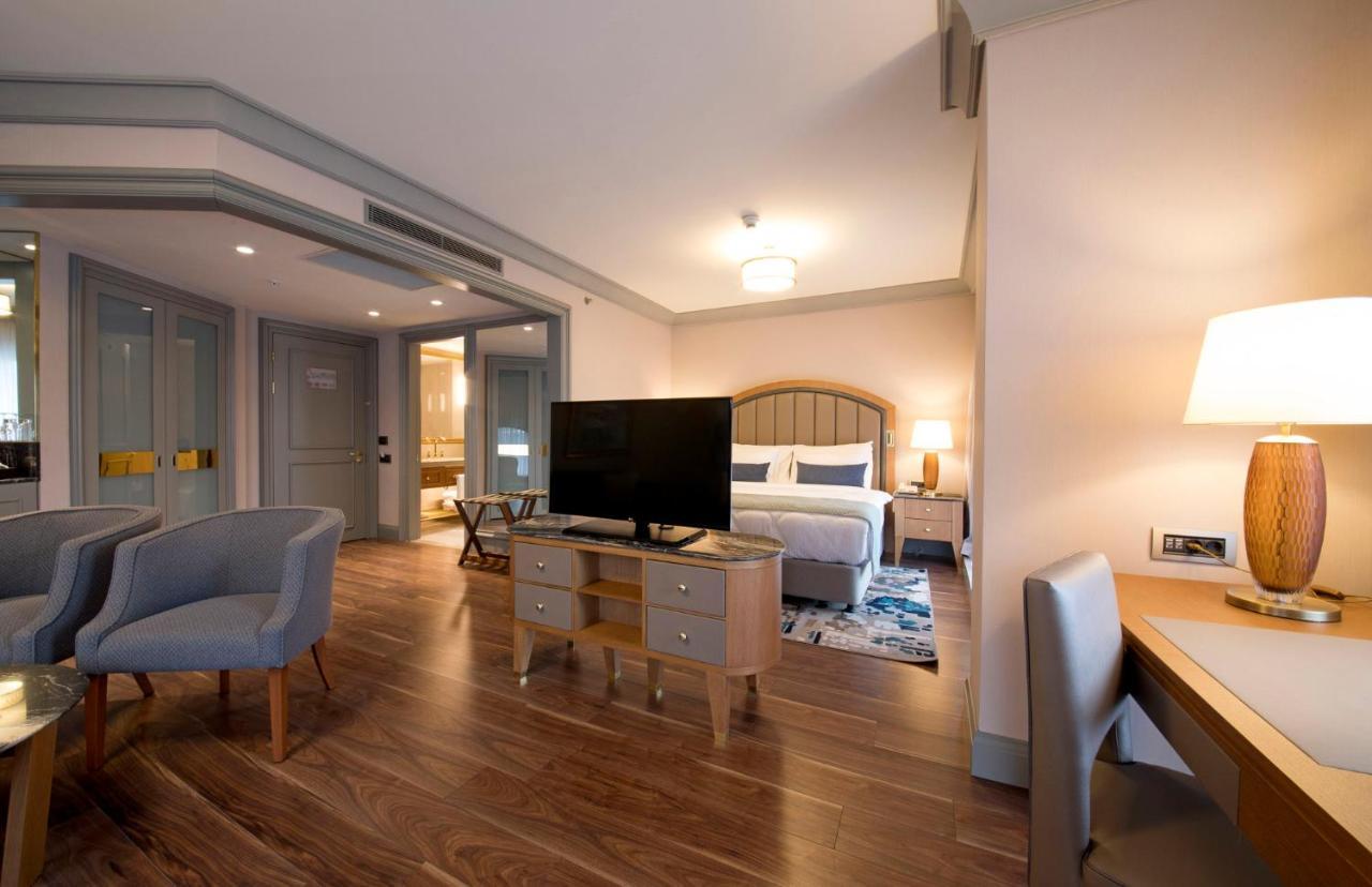 มิลเลนเนียม อิสตันบูล โกลเดน ฮอร์น Hotel ภายนอก รูปภาพ A suite at the hotel