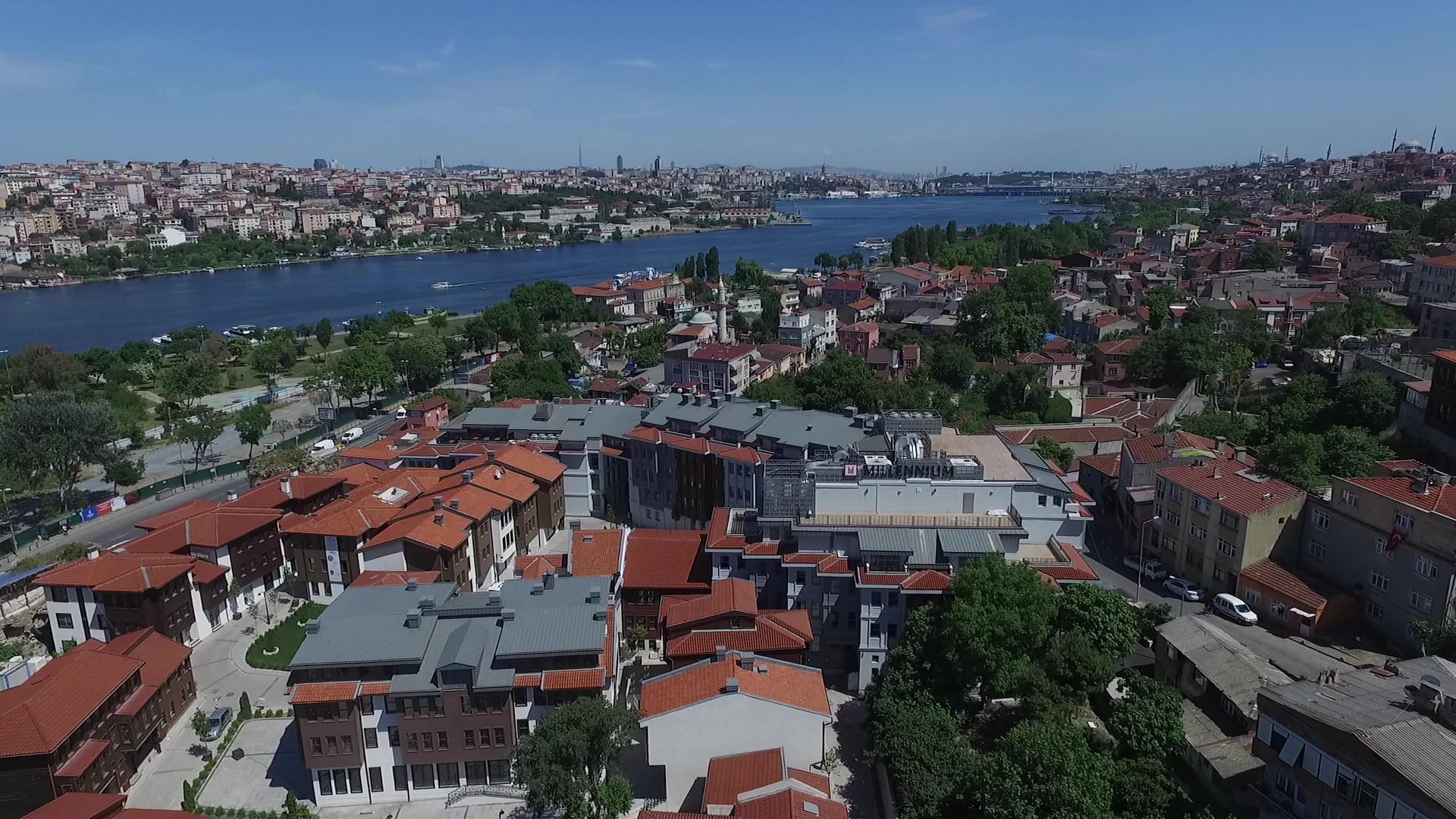 มิลเลนเนียม อิสตันบูล โกลเดน ฮอร์น Hotel ภายนอก รูปภาพ Aerial view of the neighborhood